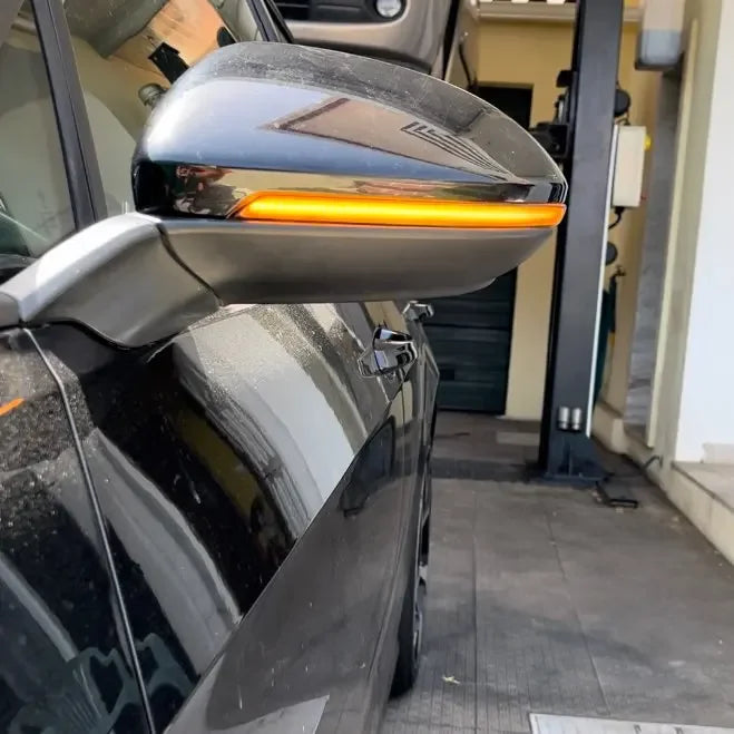 Side Mirror Indicator Light